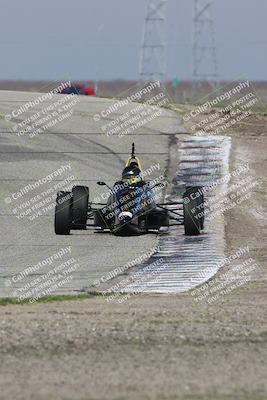 media/Feb-24-2024-CalClub SCCA (Sat) [[de4c0b3948]]/Group 3/Race (Outside Grapevine)/